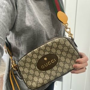 Gucci Neo Vintage GG Supreme messenger bag